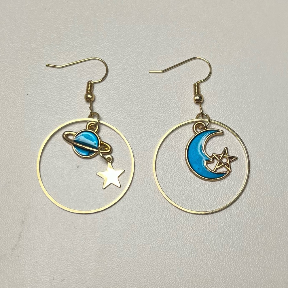 $1 Blue and Gold Celestial Earrings